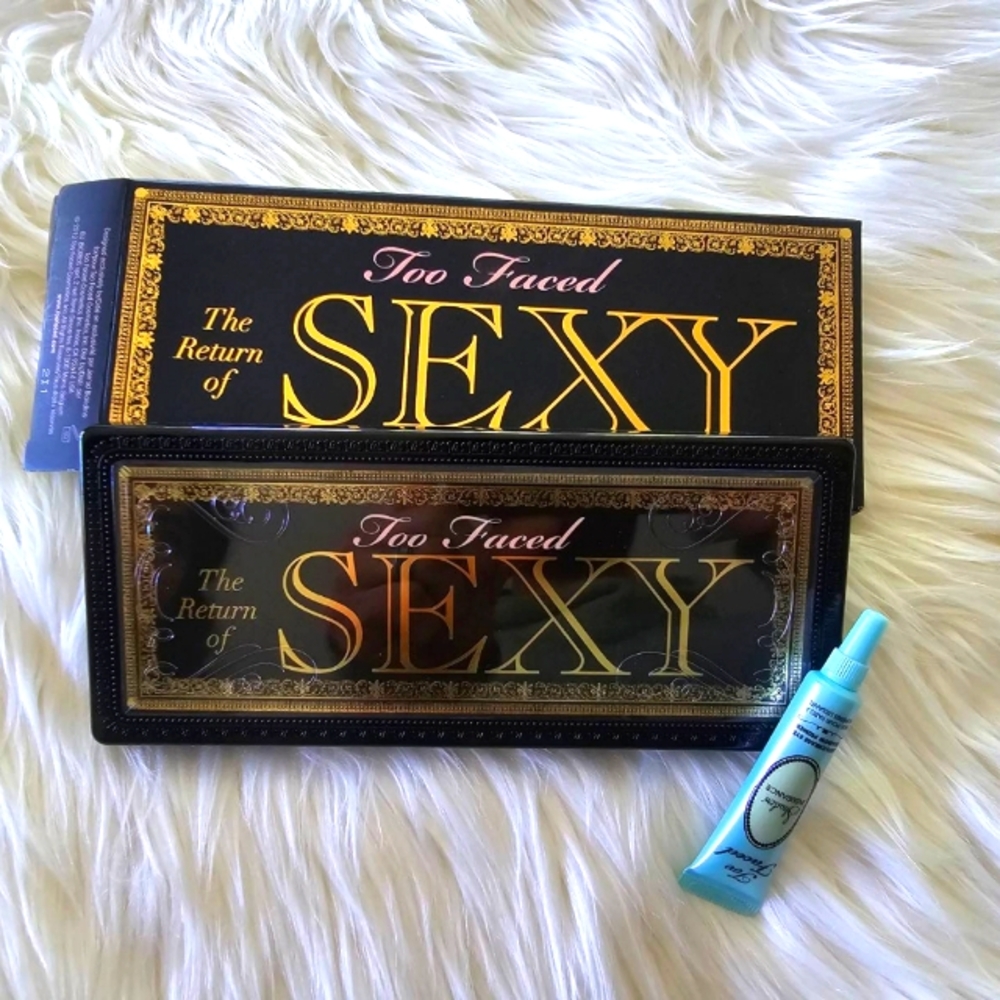 Eyeshadow comes with eye primer